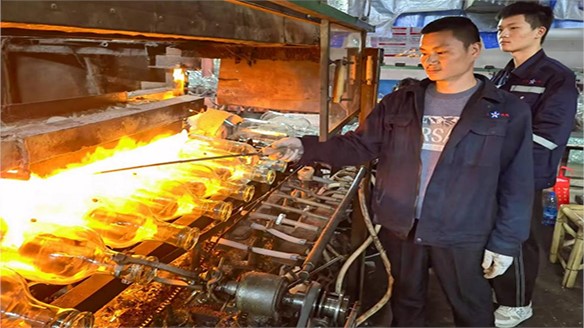 “四化”建设激发娄底HJC黄金城官网实业员工磅礴奋斗力量